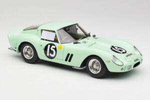 Ferrari 250 GTO #15 S. Moss / G. Hill Goodwood 1962 CMC 1:18 M-247 Metall – Bild 4 von 6