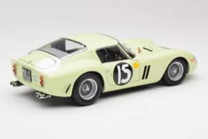 Ferrari 250 GTO #15 S. Moss / I. Ireland Goodwood Tourist Trophy Winner 1962 Kyosho 1:18 08438C Metall – Bild 3 von 8