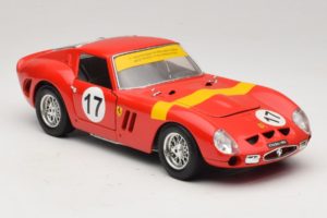 Ferrari 250 GTO #17 Bburago Sammlerborse Rot Bburago 1:18 3007-P1 Metall – Bild 6 von 8