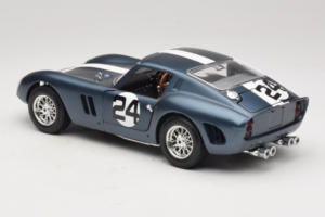 Ferrari 250 GTO #24 Blau Weisser Streifen 1962 Bburago 1:18 3011-B2 Metall – Bild 7 von 8