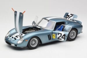 Ferrari 250 GTO #24 P. Rodriguez 12 Hours of Sebring GT3.0 Winner 1962 Kyosho 1:18 08438D Metall – Bild 2 von 8