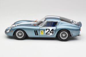 Ferrari 250 GTO #24 P. Rodriguez 12 Hours of Sebring GT3.0 Winner 1962 Kyosho 1:18 08438D Metall – Bild 4 von 8