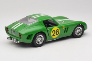 Ferrari 250 GTO #26 Grün Weisse Streifen 1962 Bburago 1:18 3011-G3 Metall – Bild 3 von 8