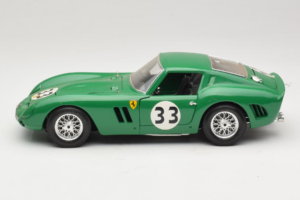 Ferrari 250 GTO #33 Grün Bburago 1:18 3011-G1 Metall – Bild 4 von 8
