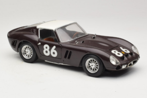 Ferrari 250 GTO #86 Schwarz Bburago 1:18 3011-B1 Metall – Bild 6 von 8