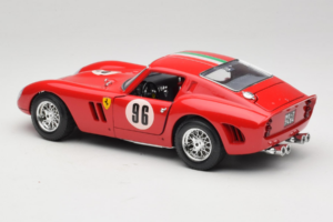 Ferrari 250 GTO #96 Rot 1962 Bburago 1:18 3011-N1 Metall – Bild 7 von 8
