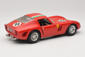 Ferrari 250 GTO #96 Rot Italienische Flagge 1962 Bburago 1:18 3011-P2 Metall – Bild 3 von 8