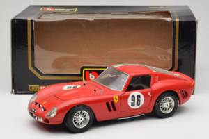 Ferrari 250 GTO #96 Rot Italienische Flagge 1962 Bburago 1:18 3011-P2 Metall – Bild 8 von 8