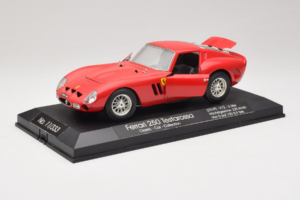 Ferrari 250 GTO Rot Replacement Stand Exclusive Cars 1:18 EC005 Metall – Bild 2 von 8
