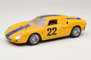 Ferrari 250 LM #22 Gelb 1965 Bburago 1:18 3333-Y1 Metall