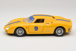 Ferrari 250 LM #9 Gelb 1965 Bburago 1:18 3033-Y1 Metall – Bild 4 von 8