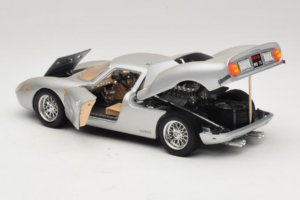 Ferrari 250 LM Silber Bburago 1:18 3033-S1 Metall – Bild 5 von 8