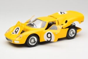 Ferrari 250 LM #21 M. Gregory / J. Rindt NART 24 Hours of Le Mans Winner 1965 Hot Wheels 1:18 25729 Metall – Bild 2 von 8
