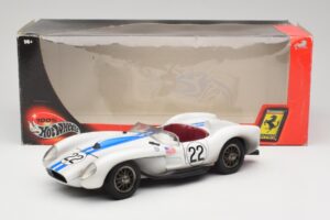 Ferrari 250 Testa Rossa #22 P. Hill / O. Gendebien 24 Hours of Le Mans 1958 Hot Wheels 1:18 29755 Metall – Bild 8 von 8