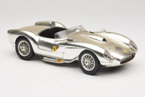 Ferrari 250 Testa Rossa Chrome Silber Bburago 1:18 3007-C1 Metall – Bild 6 von 8