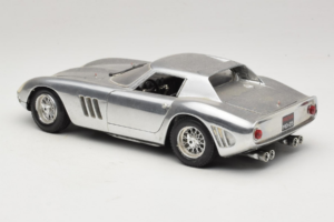 Ferrari 275 GTB Chrome Silber Guiloy 1:18 B004 Metall – Bild 7 von 8