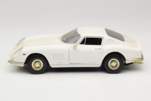 Ferrari 275 GTB/4 Weiss ERTL 1:18 7493 Metall – Bild 4 von 8