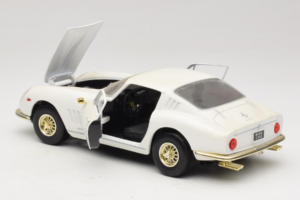 Ferrari 275 GTB/4 Weiss ERTL 1:18 7493 Metall – Bild 5 von 8