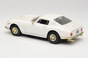 Ferrari 275 GTB/4 Weiss ERTL 1:18 7493 Metall – Bild 7 von 8