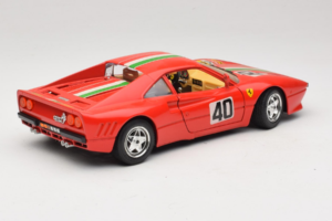 Ferrari 288 GTO #40 Rot Italienische Flagge 1984 Bburago 1:18 3027-P1 Metall – Bild 3 von 8
