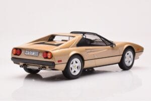 Ferrari 308 GTS Gold Limitierte Auflage Norev 1:18 187932 Metall – Bild 2 von 6