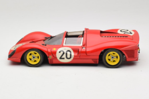 Ferrari 330 P4 #20 Rot 1967 Revell 1:18 48822-P1 Metall – Bild 4 von 8