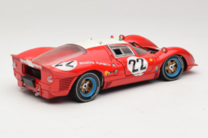 Ferrari 330 P4 #22 Scuderia Filipinetti Poor Condition 1967 Revell 1:18 48825-P1 Metall – Bild 3 von 8