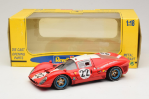 Ferrari 330 P4 #22 Scuderia Filipinetti Poor Condition 1967 Revell 1:18 48825-P1 Metall – Bild 8 von 8