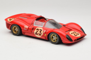 Ferrari 330 P4 #23 L. Bandini / C. Amon 24 Hours of Daytona Winner 1967 Revell 1:18 48833 Metall – Bild 6 von 8