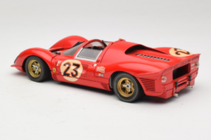 Ferrari 330 P4 #23 L. Bandini / C. Amon 24 Hours of Daytona Winner 1967 Revell 1:18 48833 Metall – Bild 7 von 8