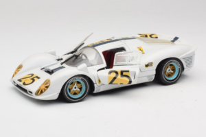 Ferrari 330 P4 #25 Weiss Revell 1:18 48845 Metall – Bild 2 von 8