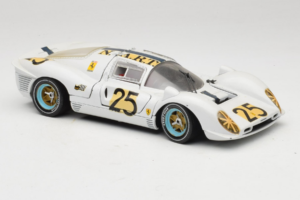 Ferrari 330 P4 #25 Weiss Revell 1:18 48845 Metall – Bild 6 von 8