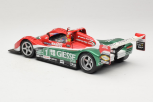 Ferrari 333 SP Giesse #1 G. Pescatori / C. Terrien 2000 Hot Wheels 1:18 29750-P1 Metall – Bild 7 von 8