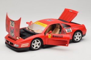 Ferrari 348 TB #32 Pirelli Rot 1989 Bburago 1:18 3039-P1 Metall – Bild 2 von 8