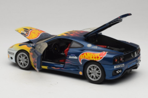 Ferrari 360 Modena Challenge #5 Hot Wheels Purple Fire Livery 1999 Bburago 1:18 29619 Metall – Bild 5 von 8