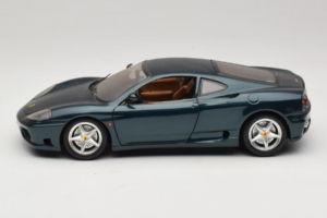 Ferrari 360 Modena Dunkelgrün Metallic Bburago 1:18 3358-G2 Metall – Bild 3 von 7