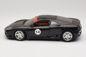 Ferrari 360 Modena #14 Schwarz Limitierte Auflage Bburago 1:18 3368-B1 Metall – Bild 4 von 8