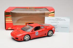 Ferrari 360 Modena Bevro International #4 Limitierte Auflage 111 Stück Rot Bburago 1:18 3358-P1 Metall – Bild 8 von 8