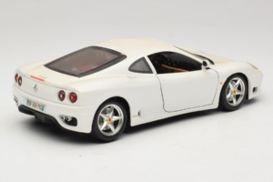 Ferrari 360 Modena Weiss Bburago 1:18 3368-W1 Metall – Bild 3 von 8