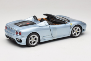 Ferrari 360 Spider Blau The Italian Job Hot Wheels 1:18 P9905 Metall – Bild 2 von 6