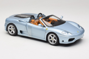 Ferrari 360 Spider Blau The Italian Job Hot Wheels 1:18 P9905 Metall – Bild 4 von 6