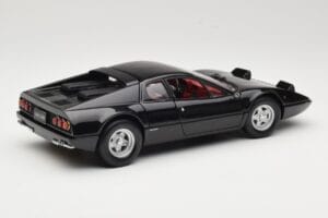 Ferrari 365 GT4/BB Schwarz Kyosho 1:18 08173K Metall – Bild 3 von 8