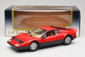 Ferrari 365 GT4/BB Rot Kyosho 1:18 08173R Metall – Bild 8 von 8