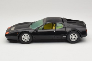 Ferrari 365 GT4 BB Schwarz Chrono 1:18 CH002 Metall – Bild 4 von 8
