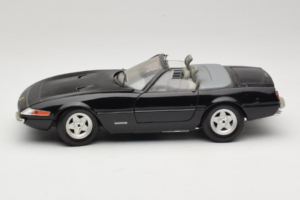 Ferrari 365 GTB/4 Daytona Cabriolet Schwarz Techno Giodi 1:18 40011-B1 Metall – Bild 4 von 8