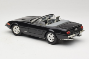 Ferrari 365 GTB/4 Daytona Cabriolet Schwarz Techno Giodi 1:18 40011-B1 Metall – Bild 7 von 8