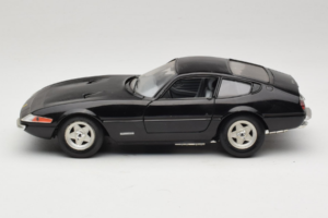 Ferrari 365 GTB/4 Daytona Schwarz Techno Giodi 1:18 40011-B2 Metall – Bild 4 von 8