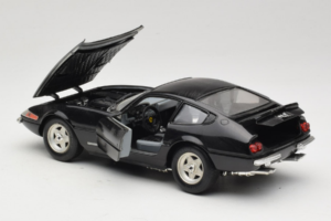Ferrari 365 GTB/4 Daytona Schwarz Techno Giodi 1:18 40011-B2 Metall – Bild 5 von 8