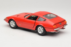 Ferrari 365 GTB/4 Daytona Rot Techno Giodi 1:18 40011-P2 Metall – Bild 7 von 8