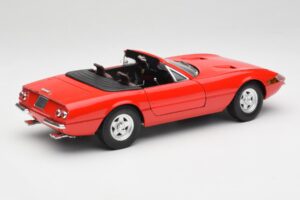 Ferrari 365 GTS Rot Solido 1:18 8017 Metall – Bild 3 von 8